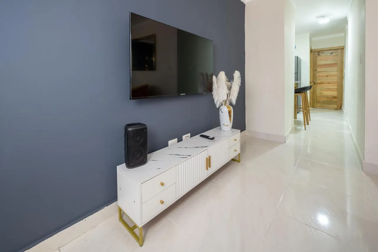 Luxury, Cozy Apartment Malecon / 3 Min Downtown Santo Domingo