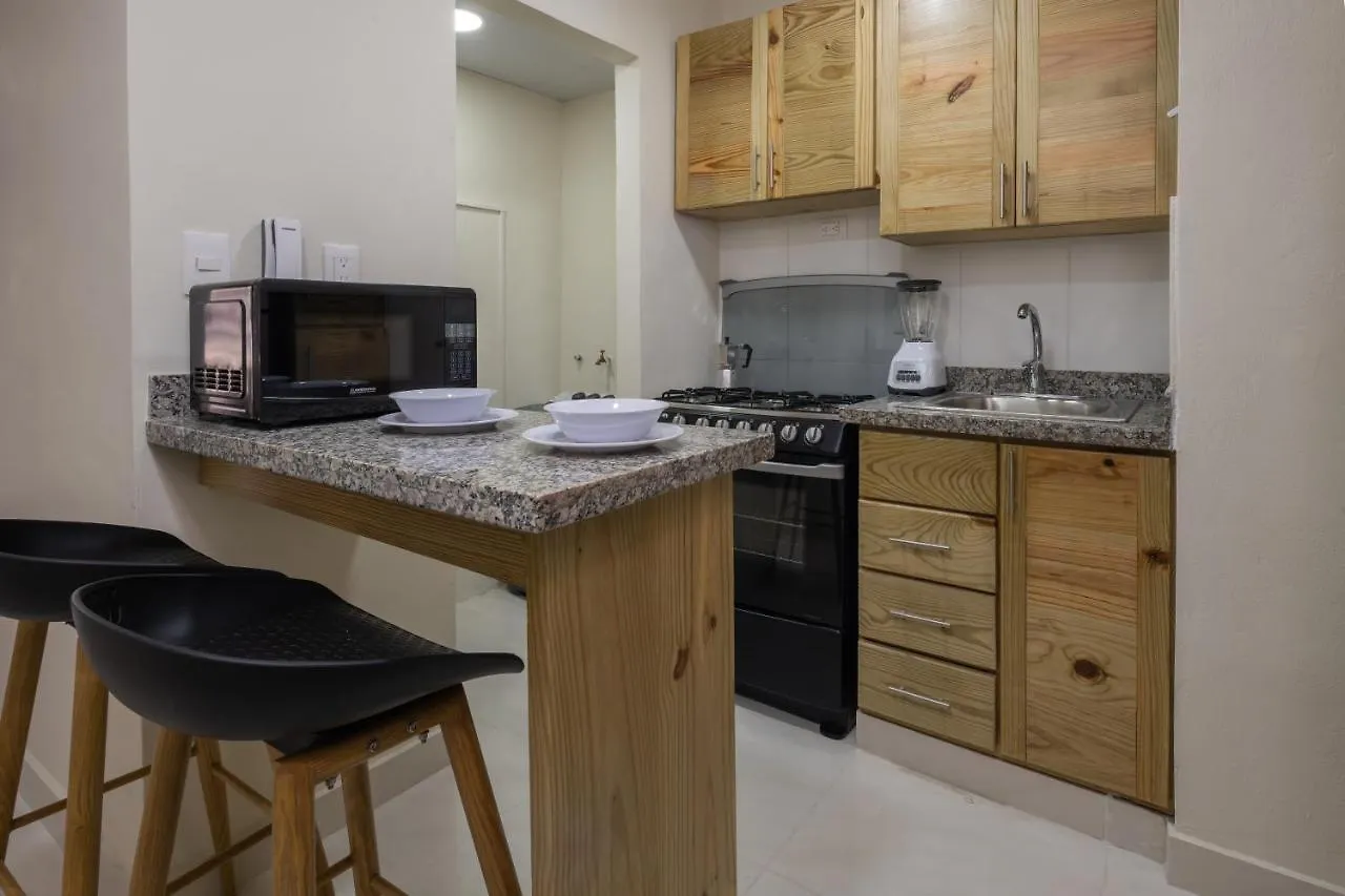 Luxury, Cozy Apartment Malecon / 3 Min Downtown Santo Domingo